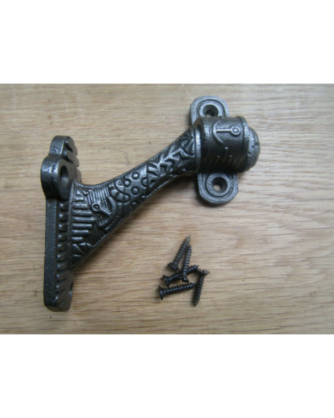 3 Antique Iron Letter HbyIronmongery World